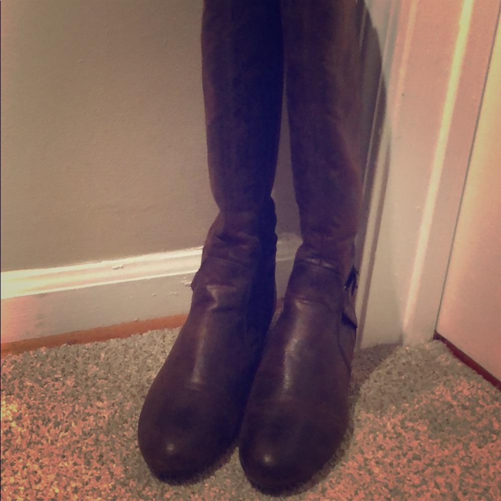 Casual calf high boot